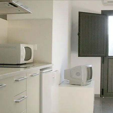 Apartahotel Carmelita Sant Privat de Bas